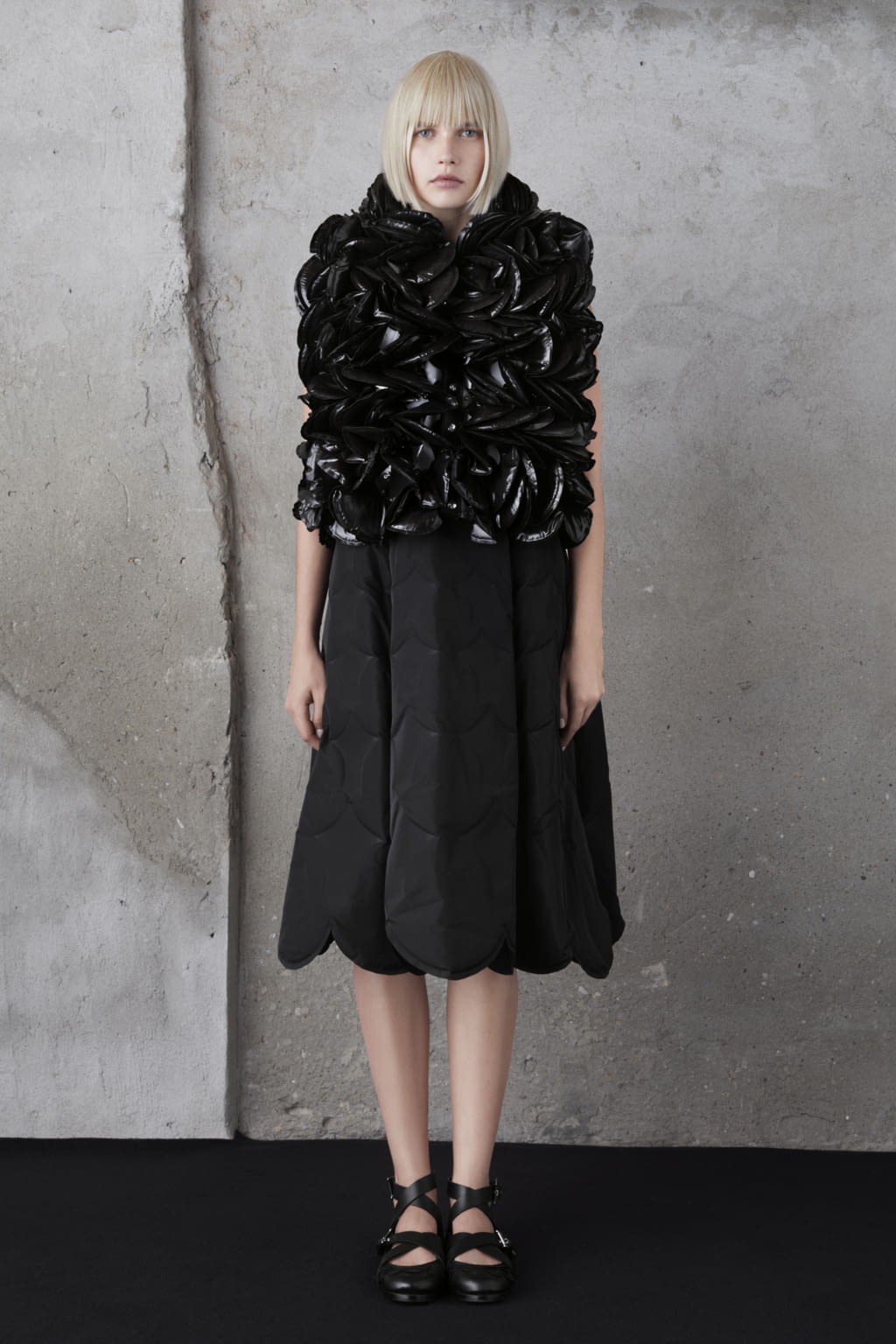 Fashion Week Milan Spring/Summer 2019 look 9 de la collection 6 Moncler Noir Kei Ninomiya womenswear