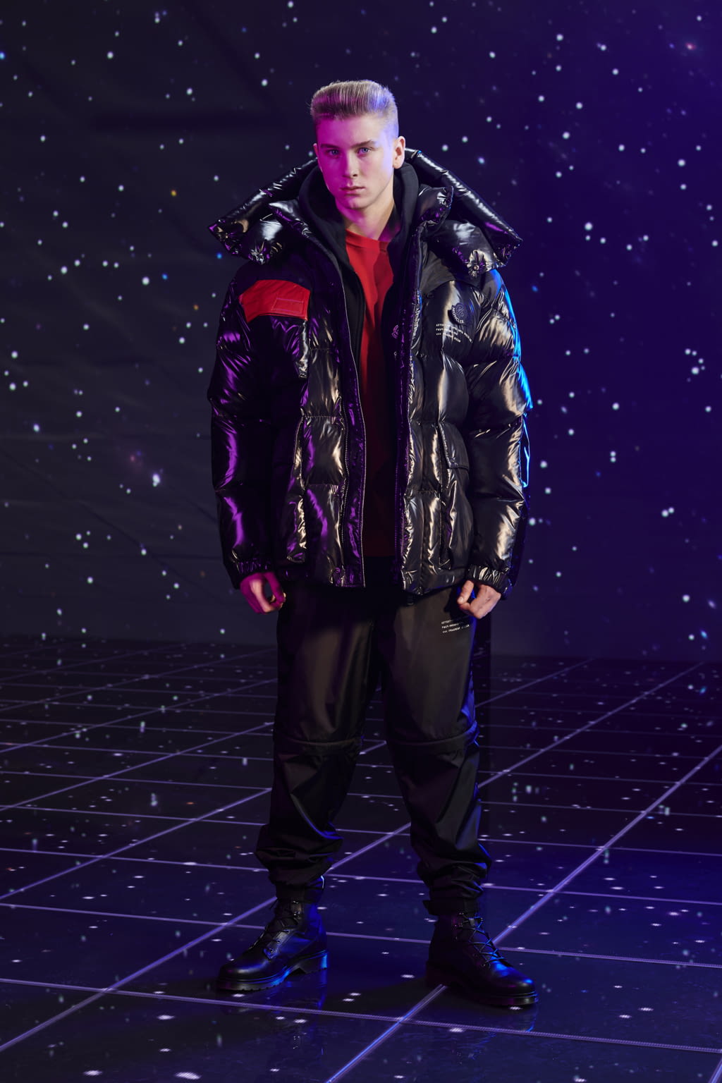 Fashion Week Milan Fall/Winter 2019 look 84 from the Moncler Genius collection 男装