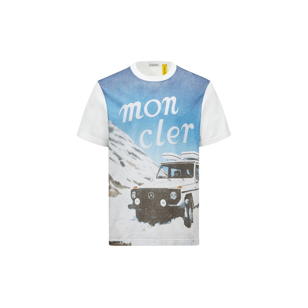 Fashion Week Milan Spring/Summer 2025 look 20 from the Moncler collection menswear