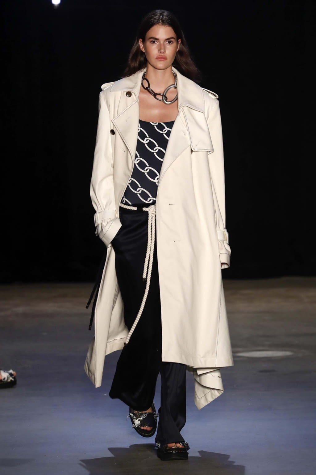 Fashion Week New York Spring/Summer 2019 look 6 from the Monse collection womenswear