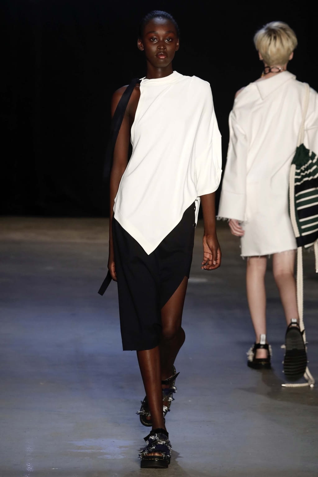 Fashion Week New York Spring/Summer 2019 look 32 from the Monse collection 女装
