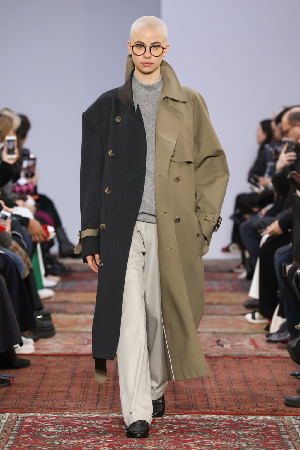 Fashion Week Paris Fall/Winter 2020 look 4 from the MOOHONG collection 女装