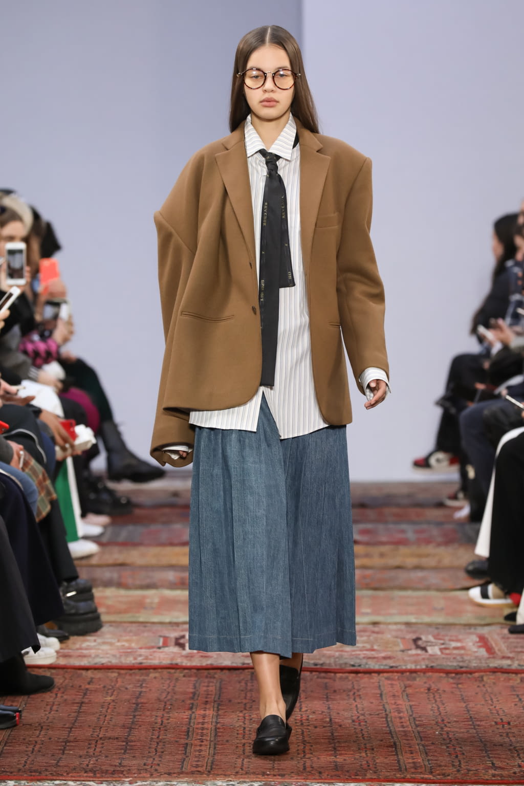 Fashion Week Paris Fall/Winter 2020 look 7 from the MOOHONG collection womenswear