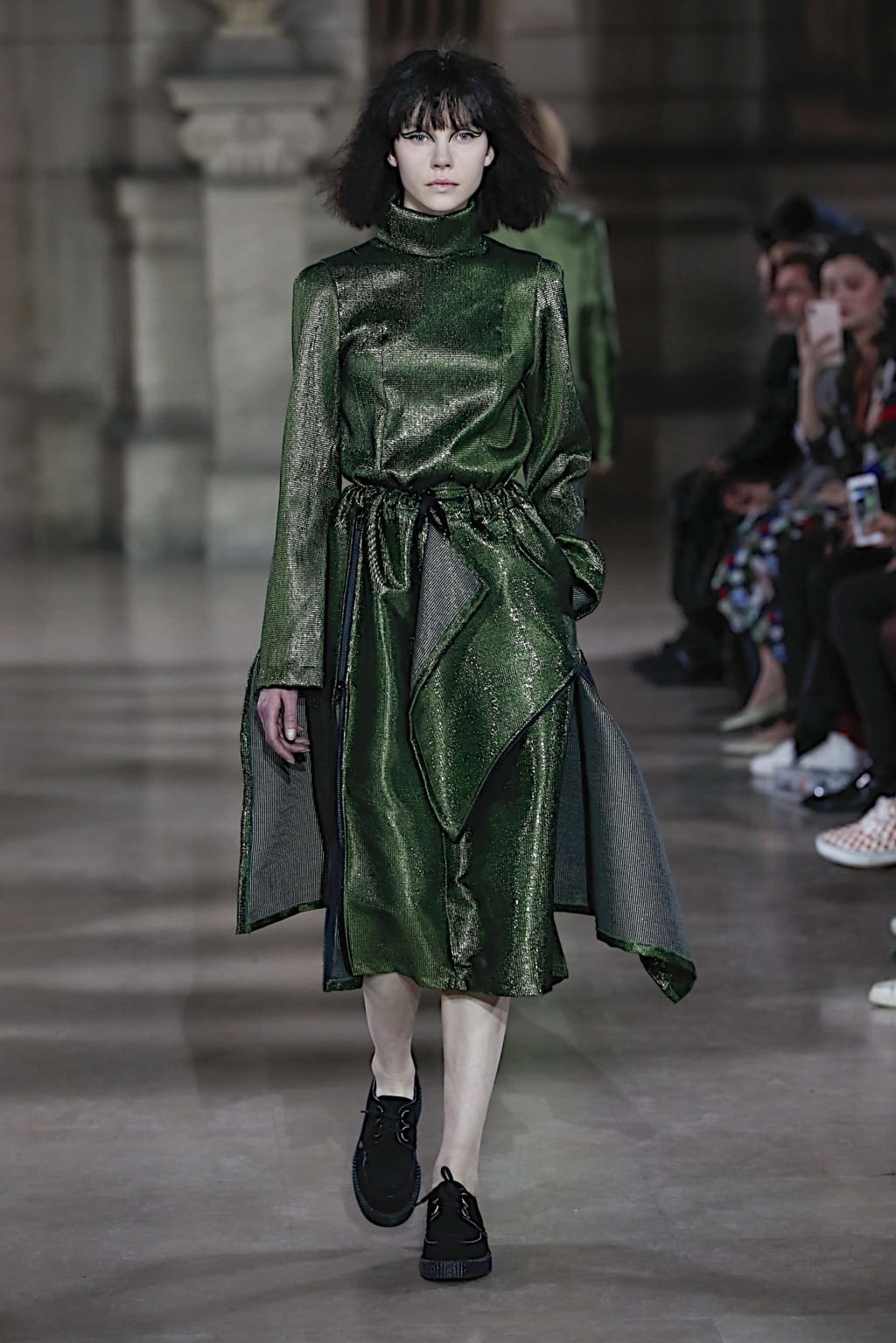 Fashion Week Paris Fall/Winter 2019 look 10 from the MOONYOUNGHEE collection womenswear