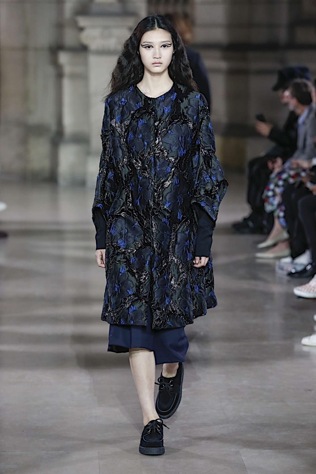 Fashion Week Paris Fall/Winter 2019 look 21 from the MOONYOUNGHEE collection 女装