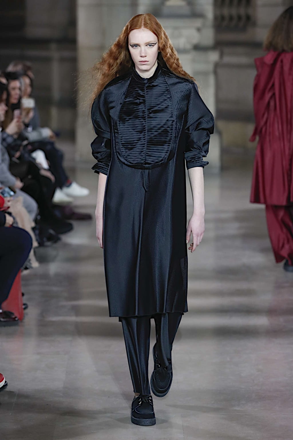 Fashion Week Paris Fall/Winter 2019 look 31 from the MOONYOUNGHEE collection 女装
