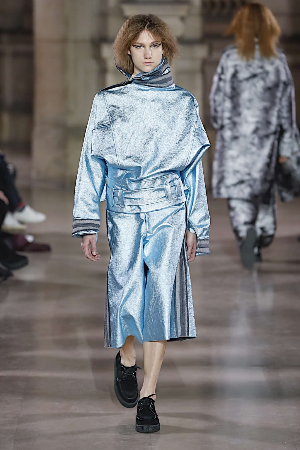 Fashion Week Paris Fall/Winter 2019 look 36 from the MOONYOUNGHEE collection 女装