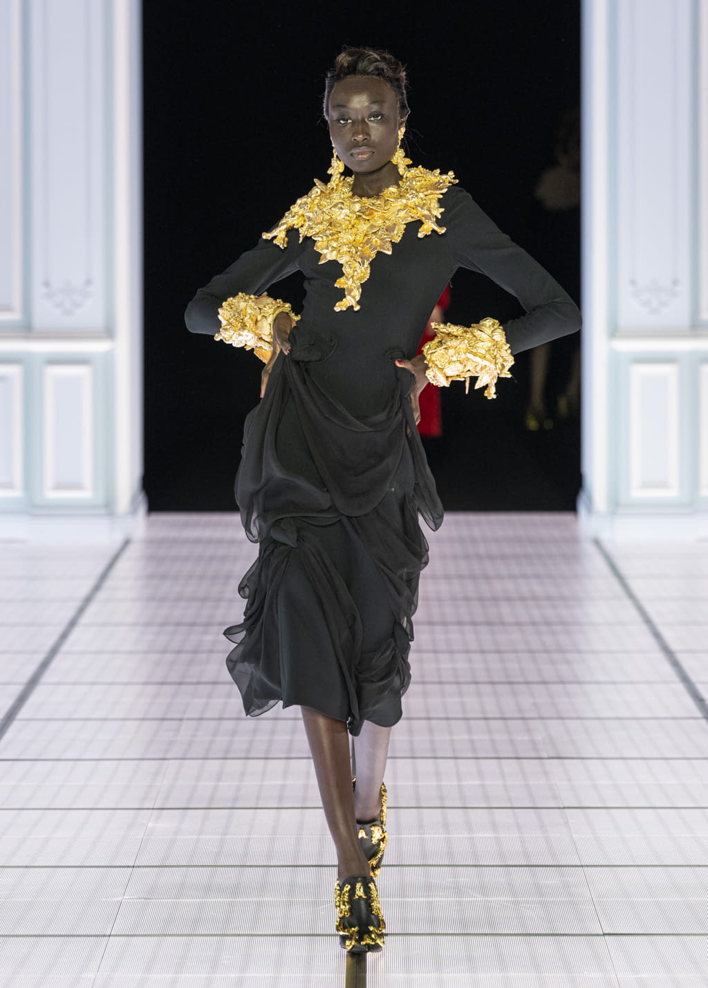 Fashion Week Milan Fall/Winter 2022 look 23 de la collection Moschino womenswear