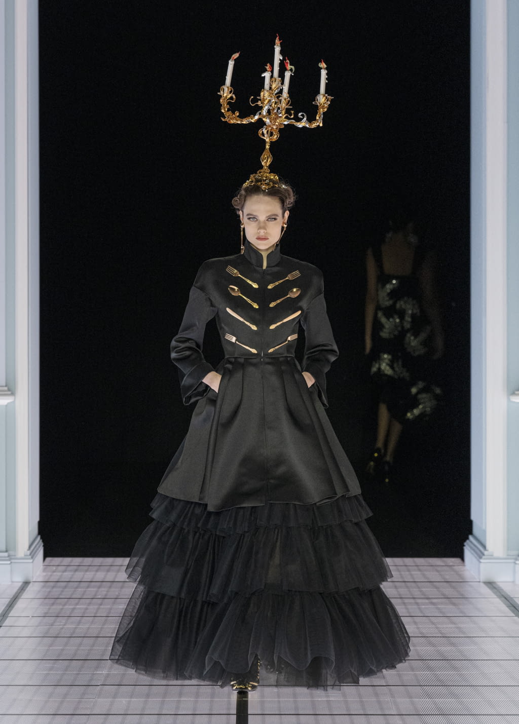 Fashion Week Milan Fall/Winter 2022 look 47 de la collection Moschino womenswear