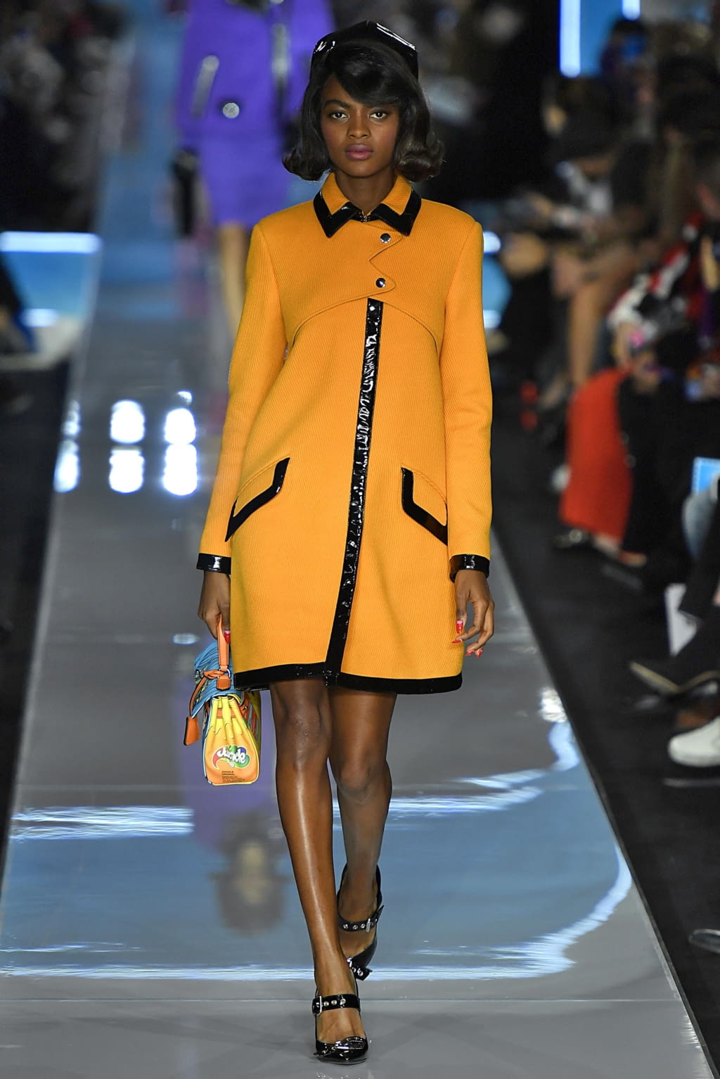 Fashion Week Milan Fall/Winter 2018 look 14 from the Moschino collection womenswear