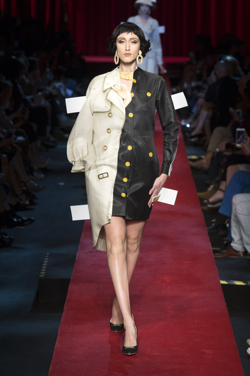 Fashion Week Milan Spring/Summer 2017 look 12 from the Moschino collection womenswear
