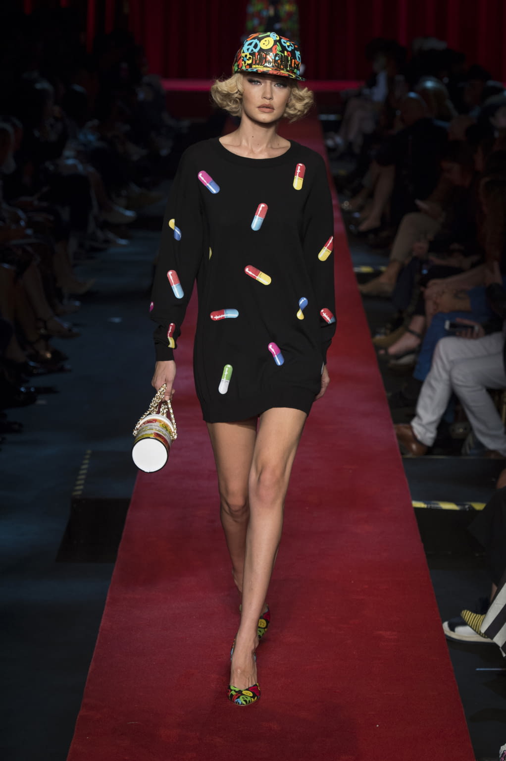 Fashion Week Milan Spring/Summer 2017 look 33 from the Moschino collection womenswear