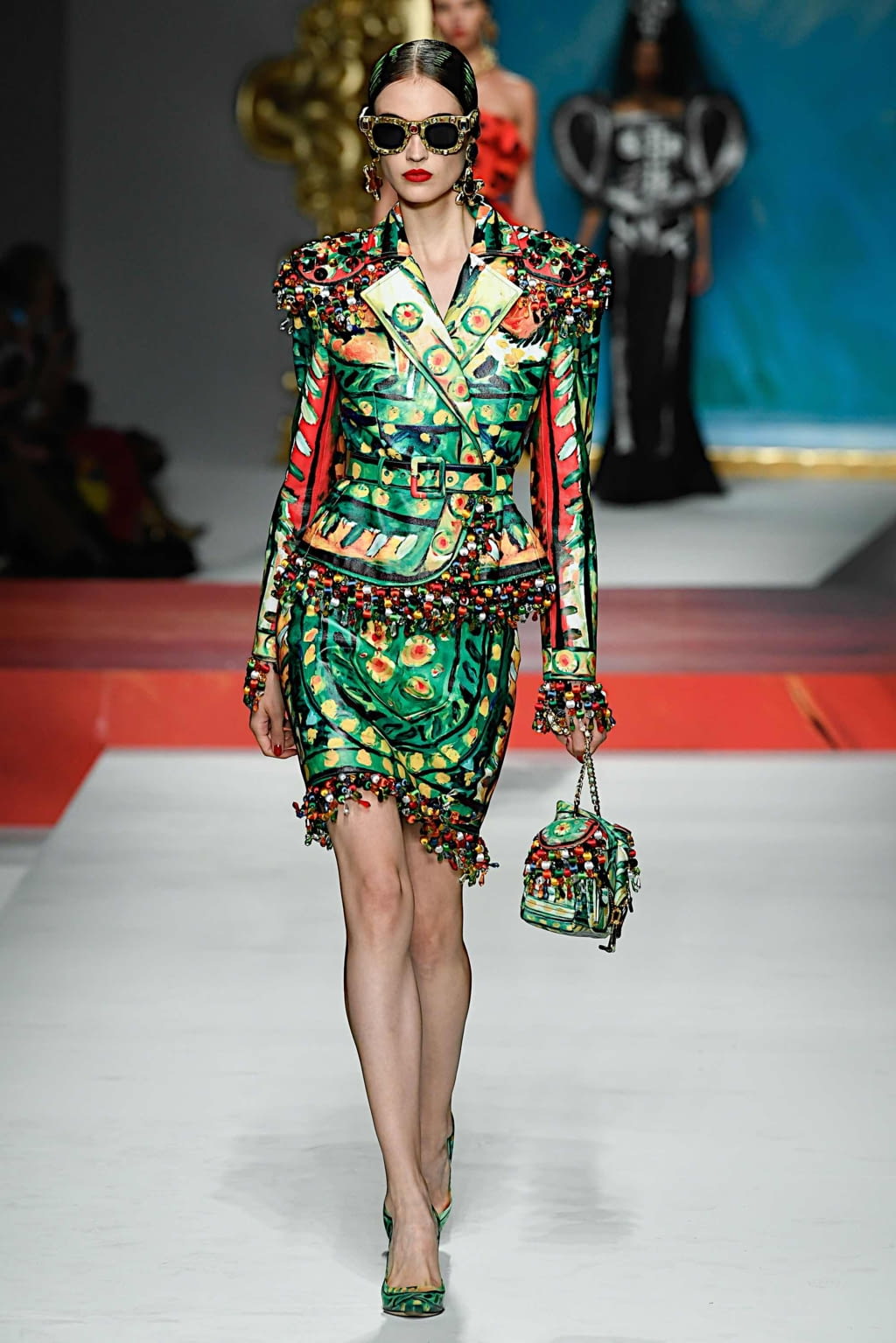 Fashion Week Milan Spring/Summer 2020 look 30 from the Moschino collection womenswear