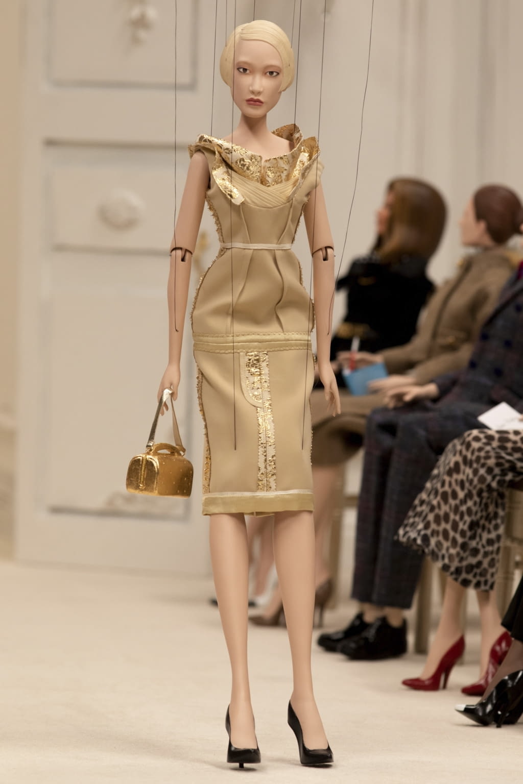 Fashion Week Milan Spring/Summer 2021 look 3 from the Moschino collection womenswear
