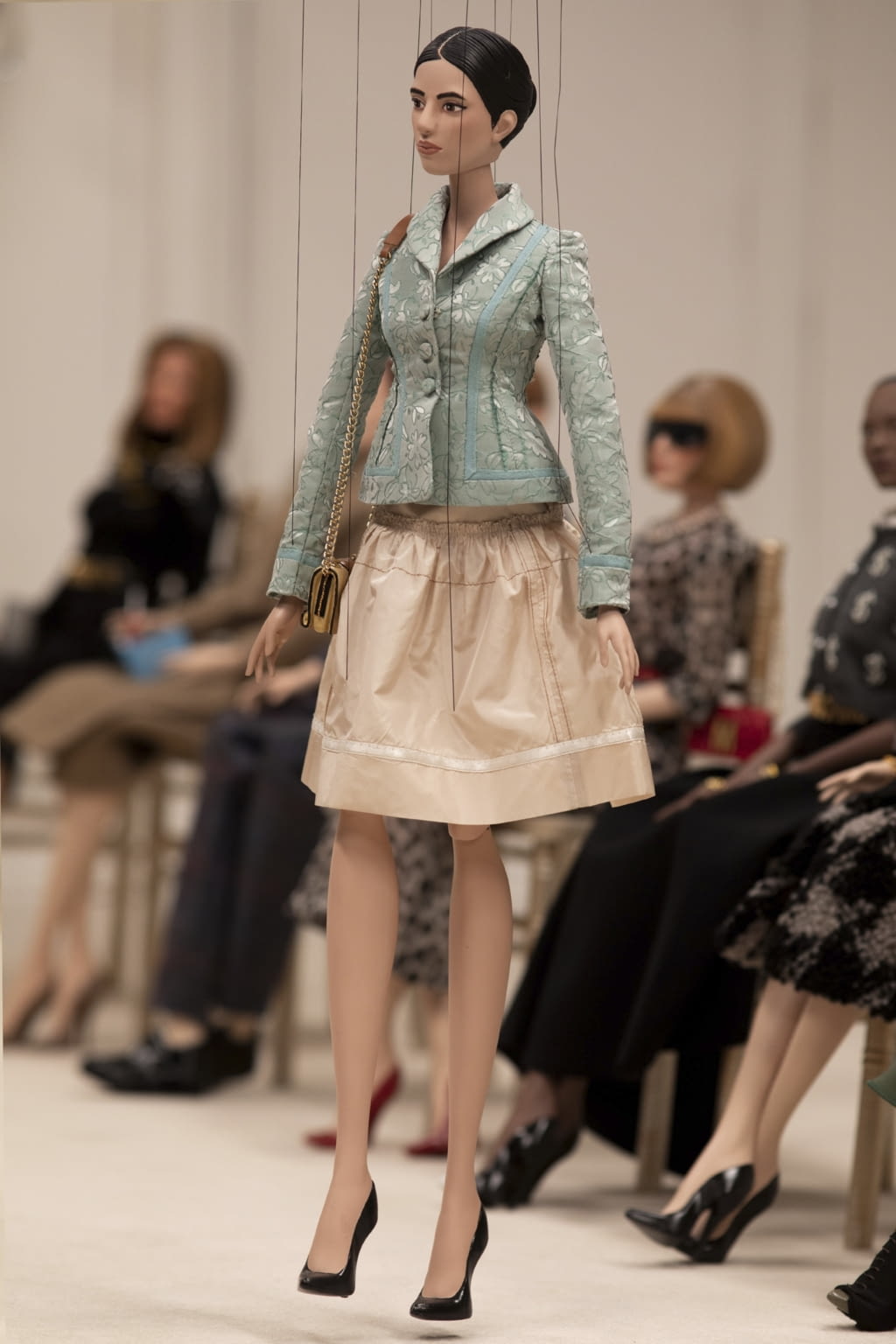 Fashion Week Milan Spring/Summer 2021 look 15 de la collection Moschino womenswear