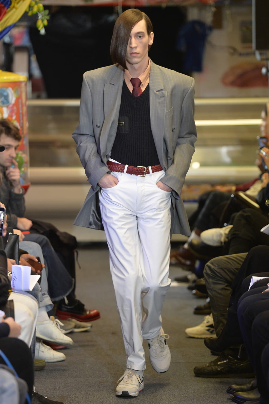 Fashion Week London Fall/Winter 2017 look 7 from the Martine Rose collection menswear