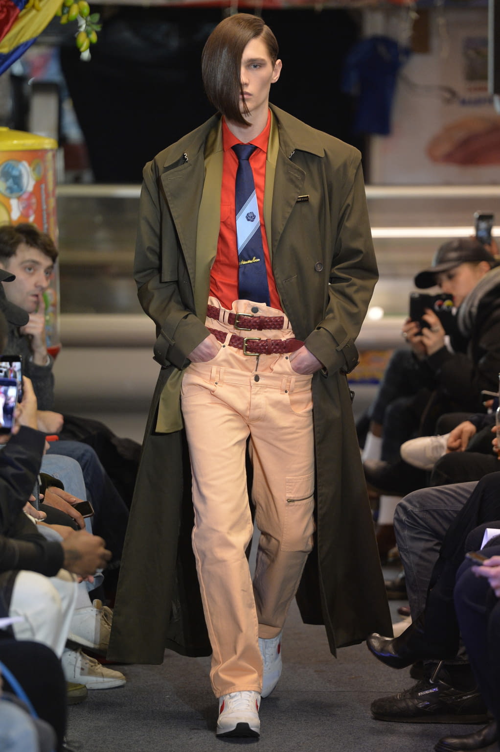 Fashion Week London Fall/Winter 2017 look 11 from the Martine Rose collection 男装