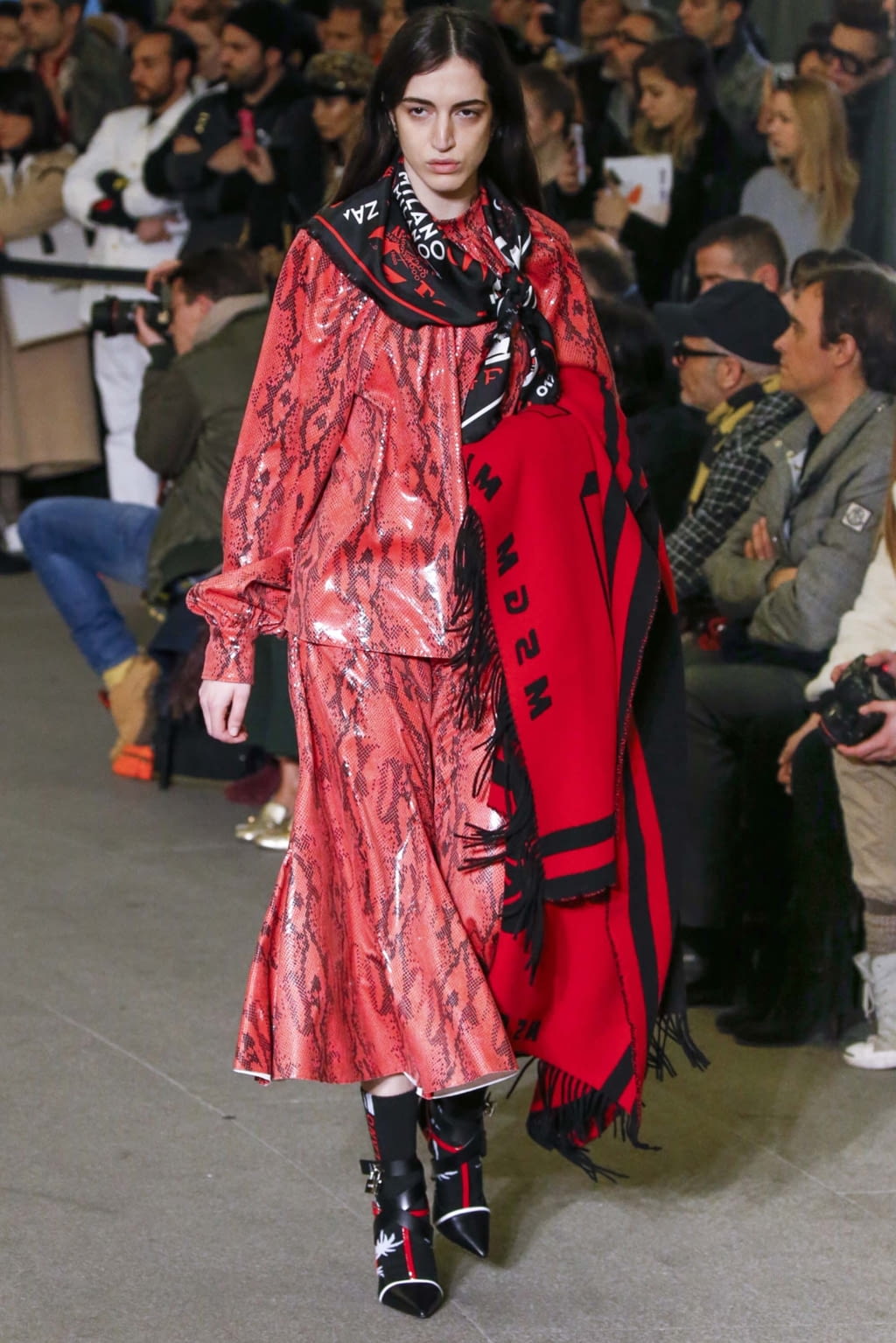 Fashion Week Milan Fall/Winter 2018 look 9 de la collection MSGM womenswear