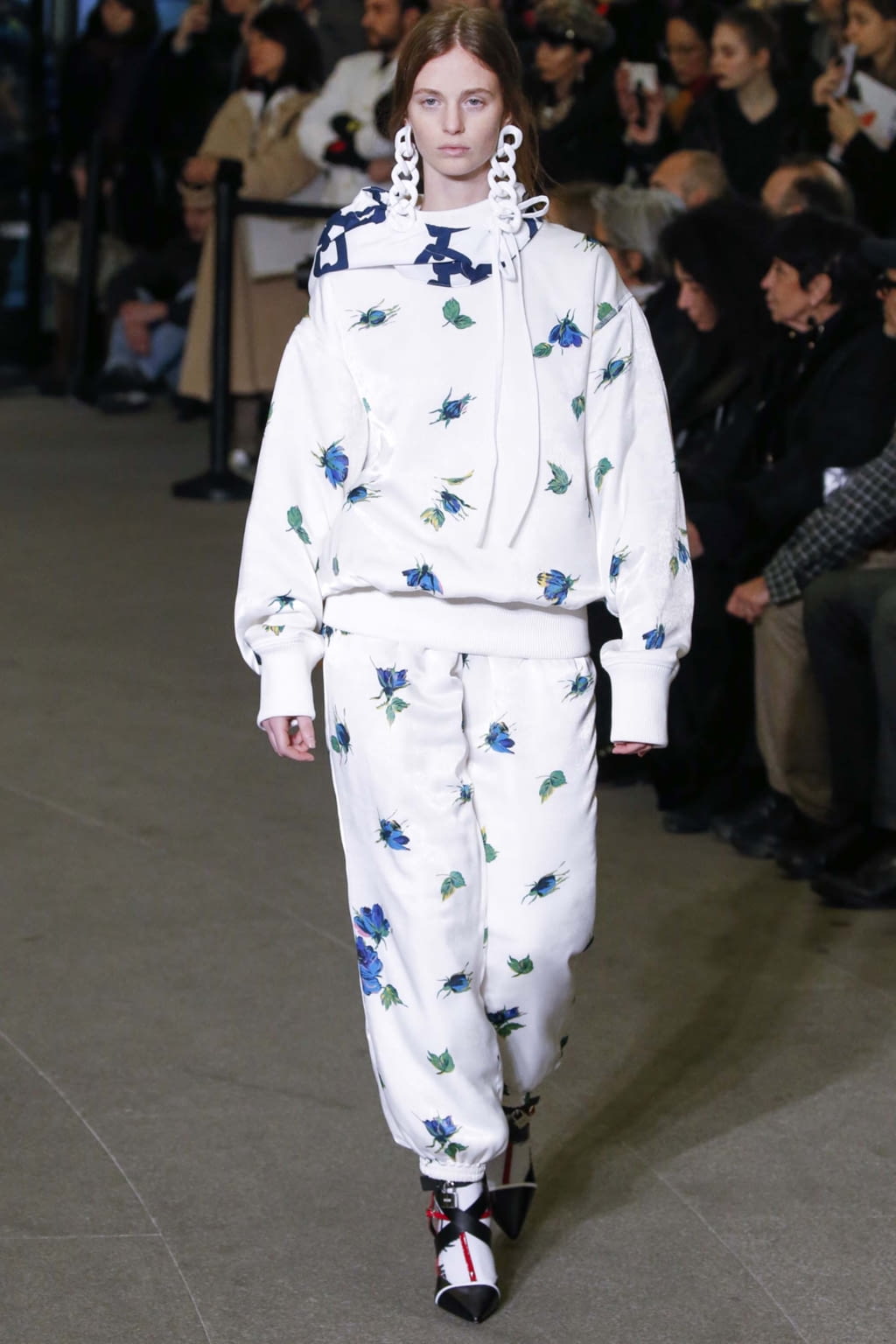 Fashion Week Milan Fall/Winter 2018 look 15 from the MSGM collection 女装