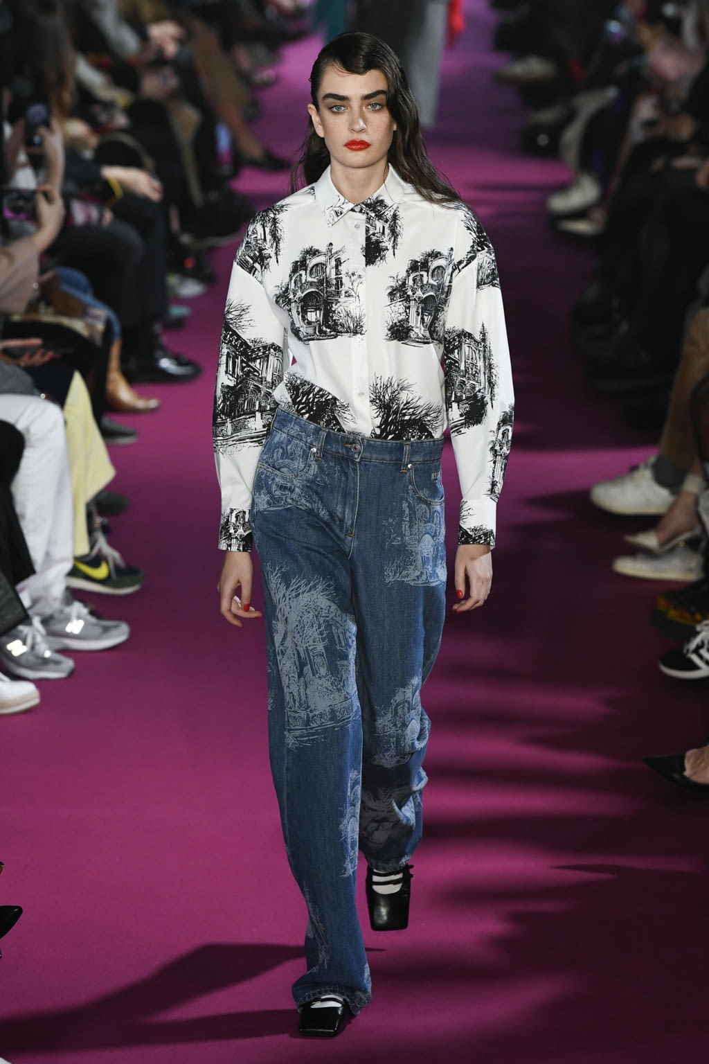 Fashion Week Milan Fall/Winter 2020 look 11 from the MSGM collection 女装