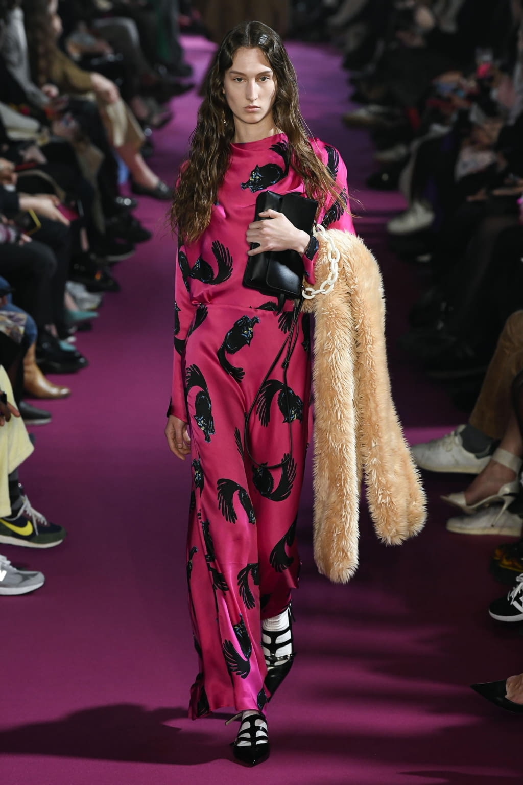 Fashion Week Milan Fall/Winter 2020 look 39 from the MSGM collection 女装