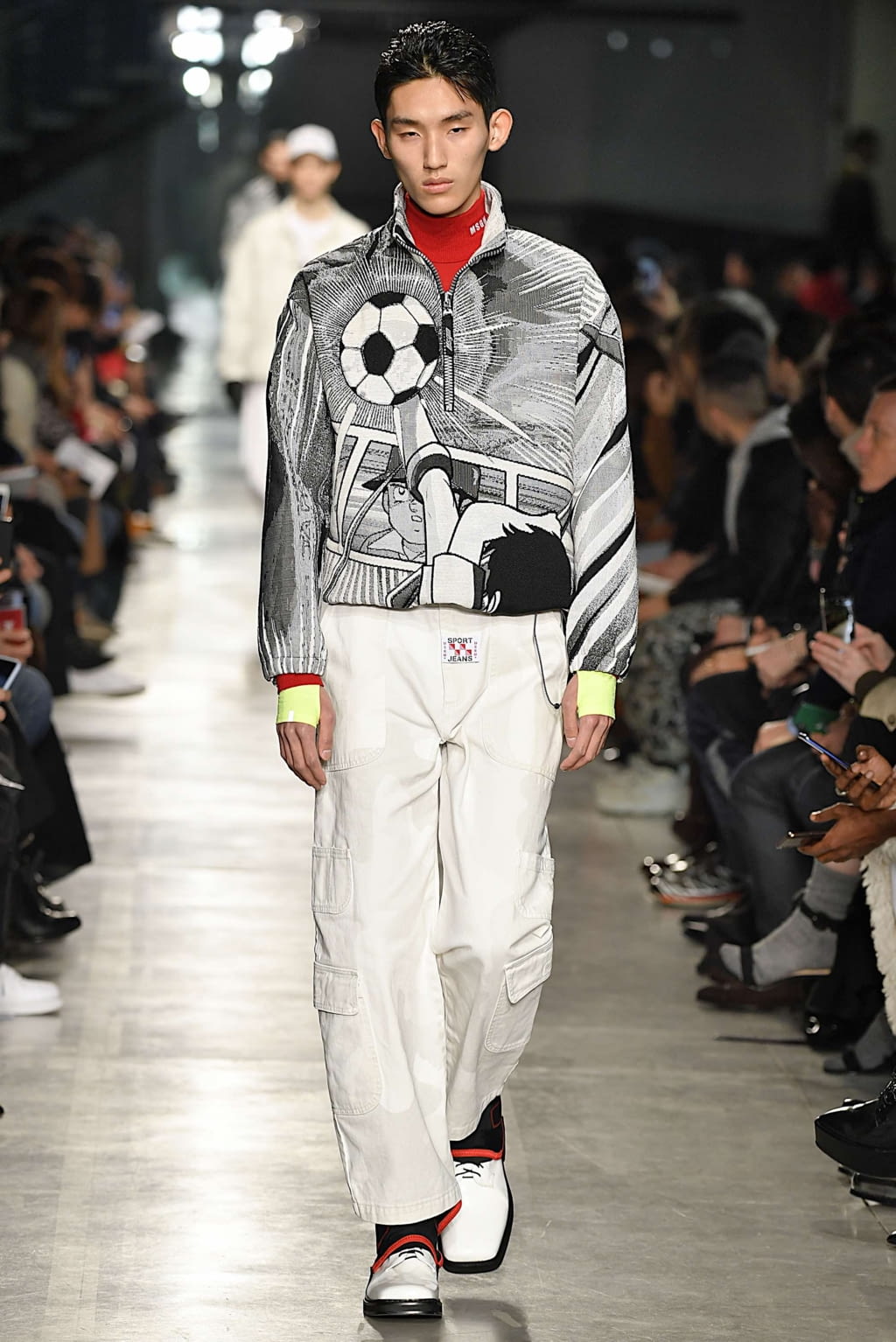 Fashion Week Milan Fall/Winter 2019 look 4 from the MSGM collection 男装