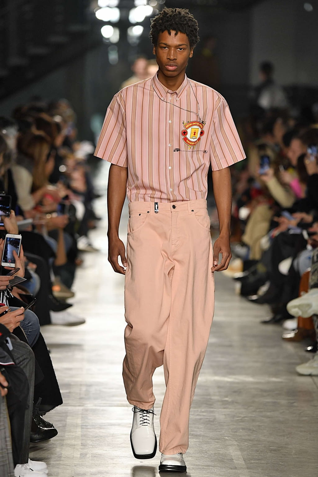 Fashion Week Milan Fall/Winter 2019 look 13 from the MSGM collection 男装