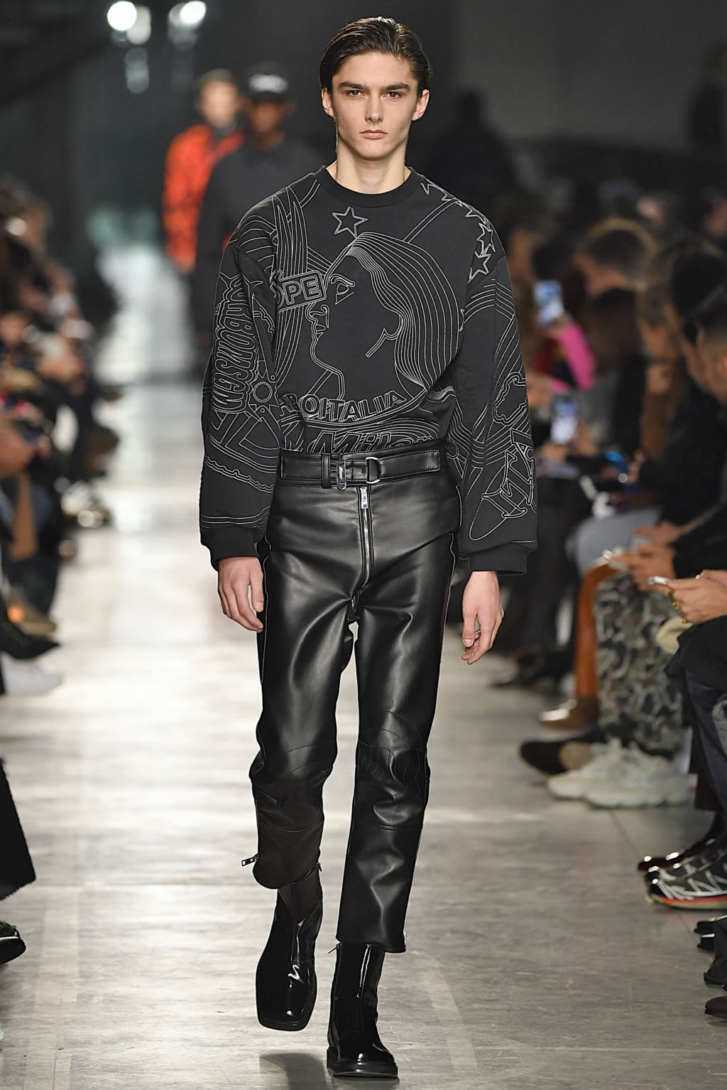 Fashion Week Milan Fall/Winter 2019 look 32 from the MSGM collection 男装