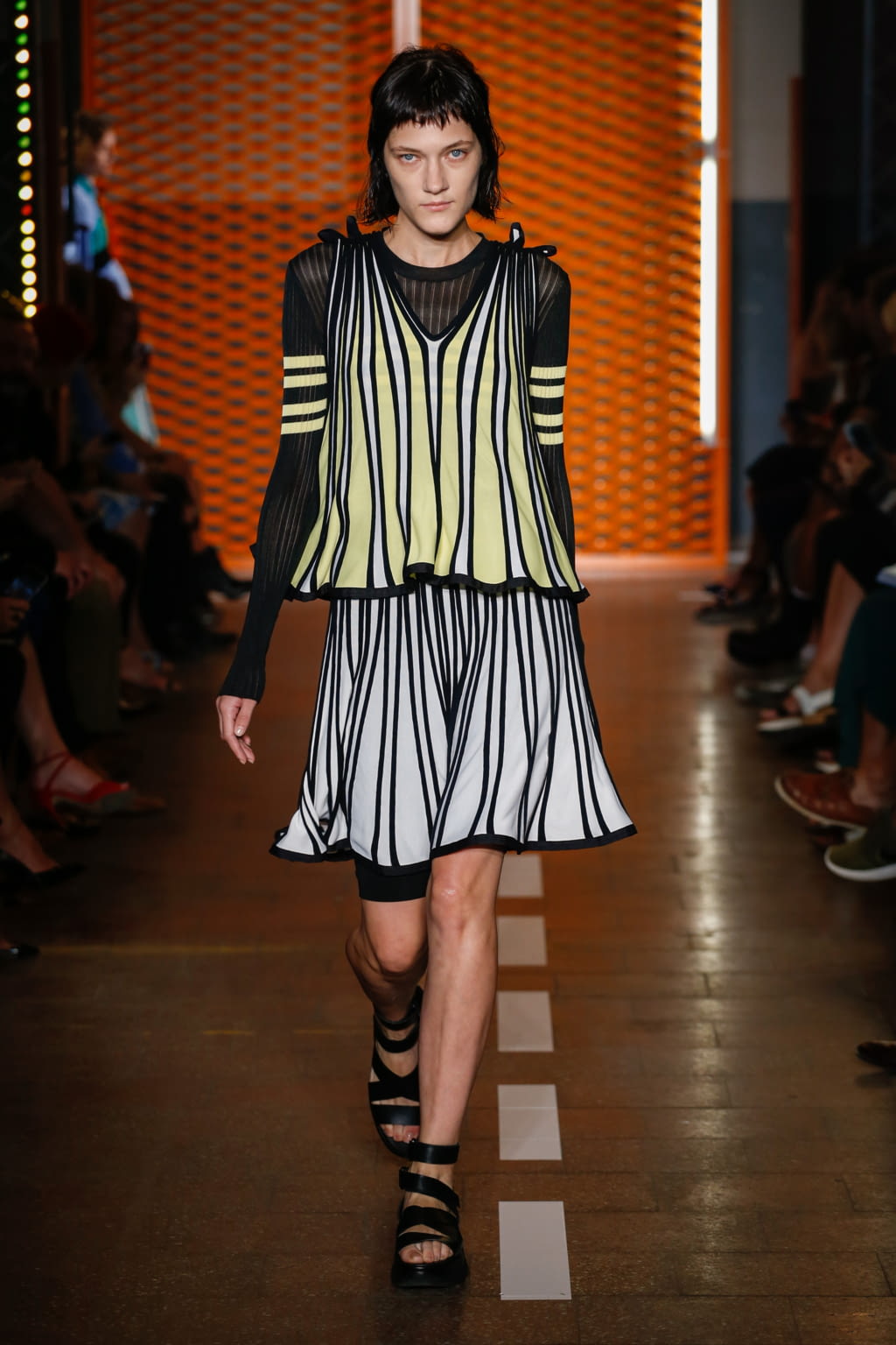 Fashion Week Milan Spring/Summer 2017 look 11 from the MSGM collection womenswear