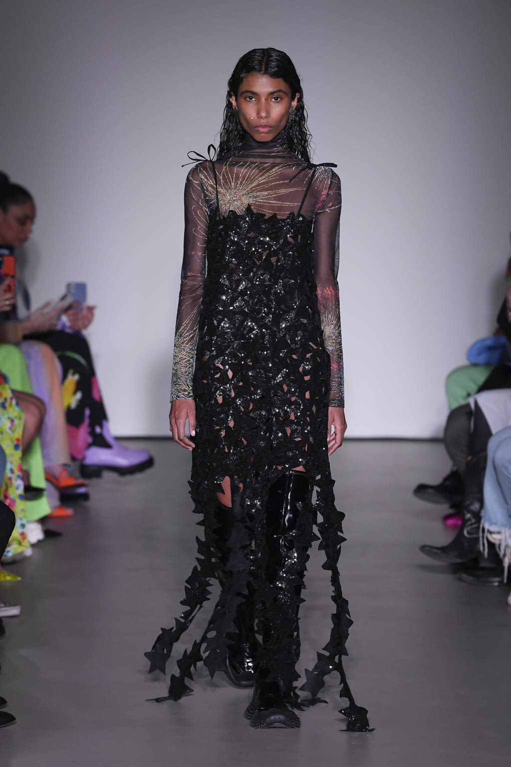 Fashion Week Milan Fall/Winter 2022 look 1 de la collection MSGM womenswear