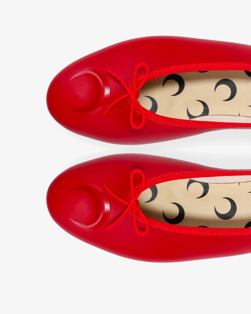 Fashion Week Paris Spring/Summer 2025 look 6 from the Repetto collection womenswear accessories