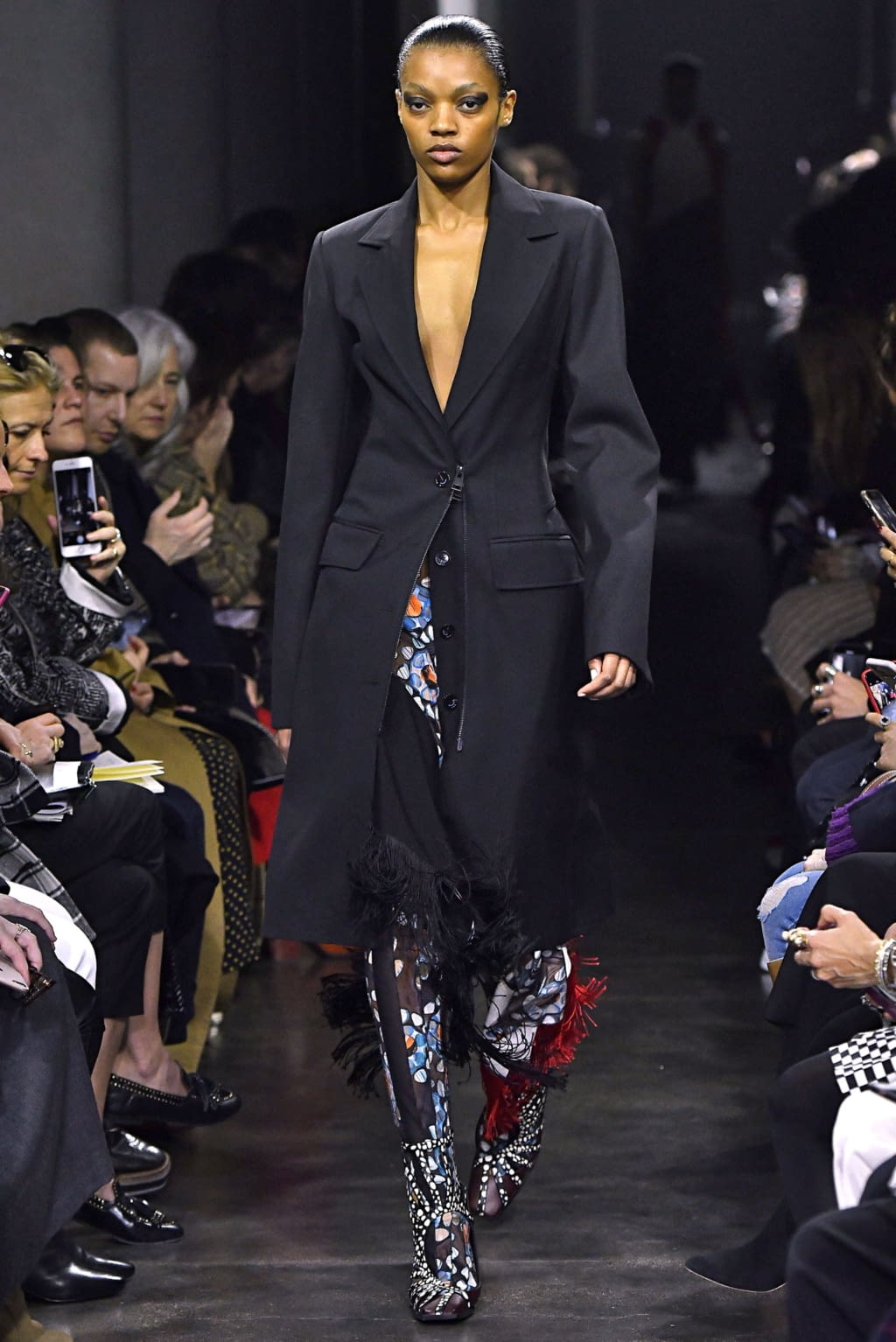 Fashion Week Paris Fall/Winter 2019 look 30 from the Mugler collection womenswear