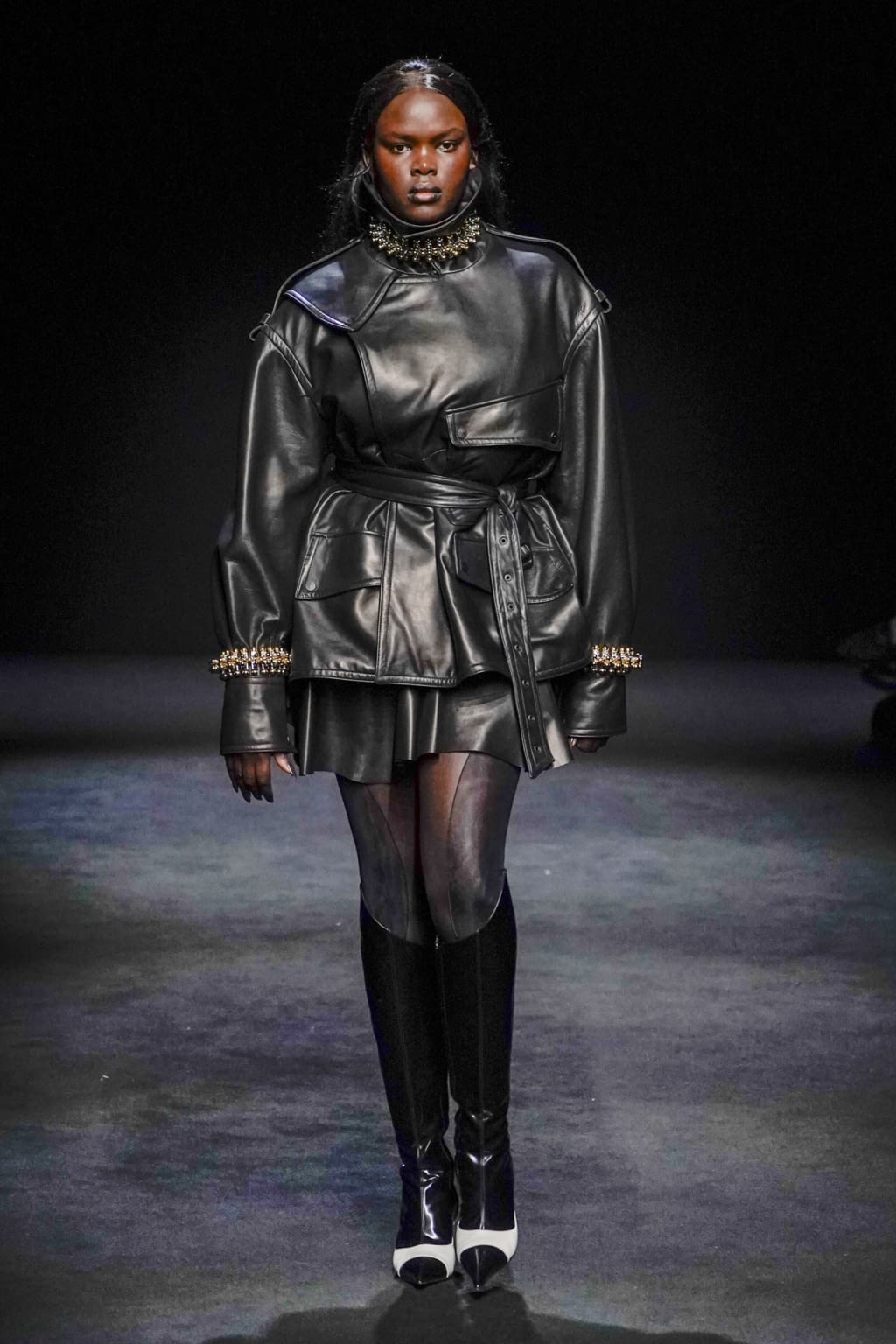 Fashion Week Paris Fall/Winter 2020 look 17 de la collection Mugler womenswear