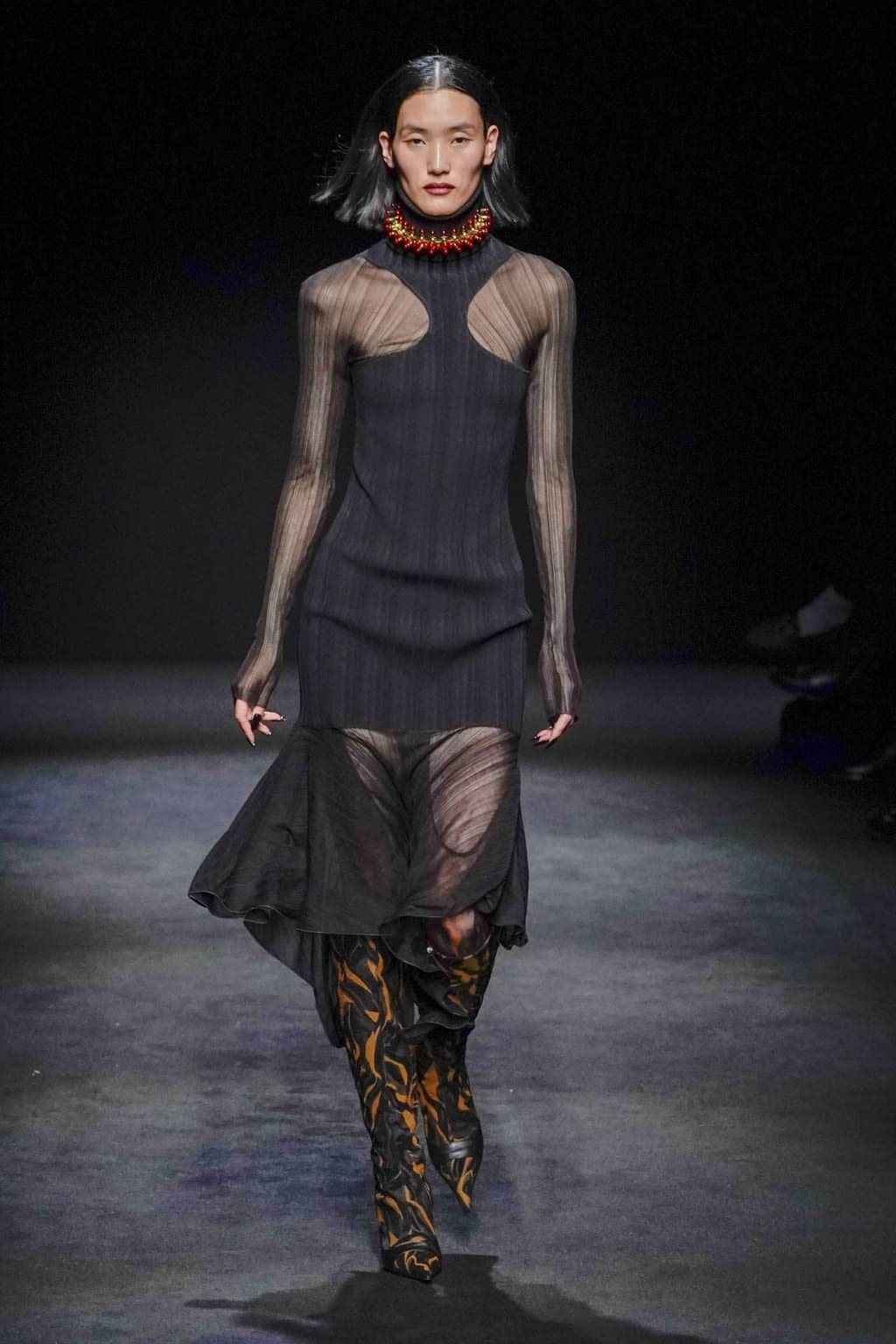Fashion Week Paris Fall/Winter 2020 look 21 de la collection Mugler womenswear