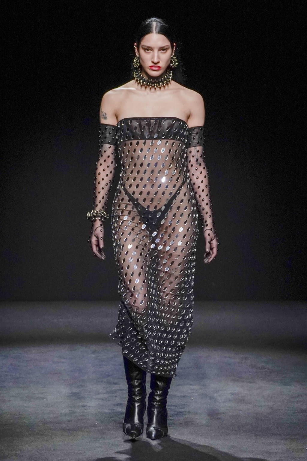 Fashion Week Paris Fall/Winter 2020 look 25 from the Mugler collection womenswear