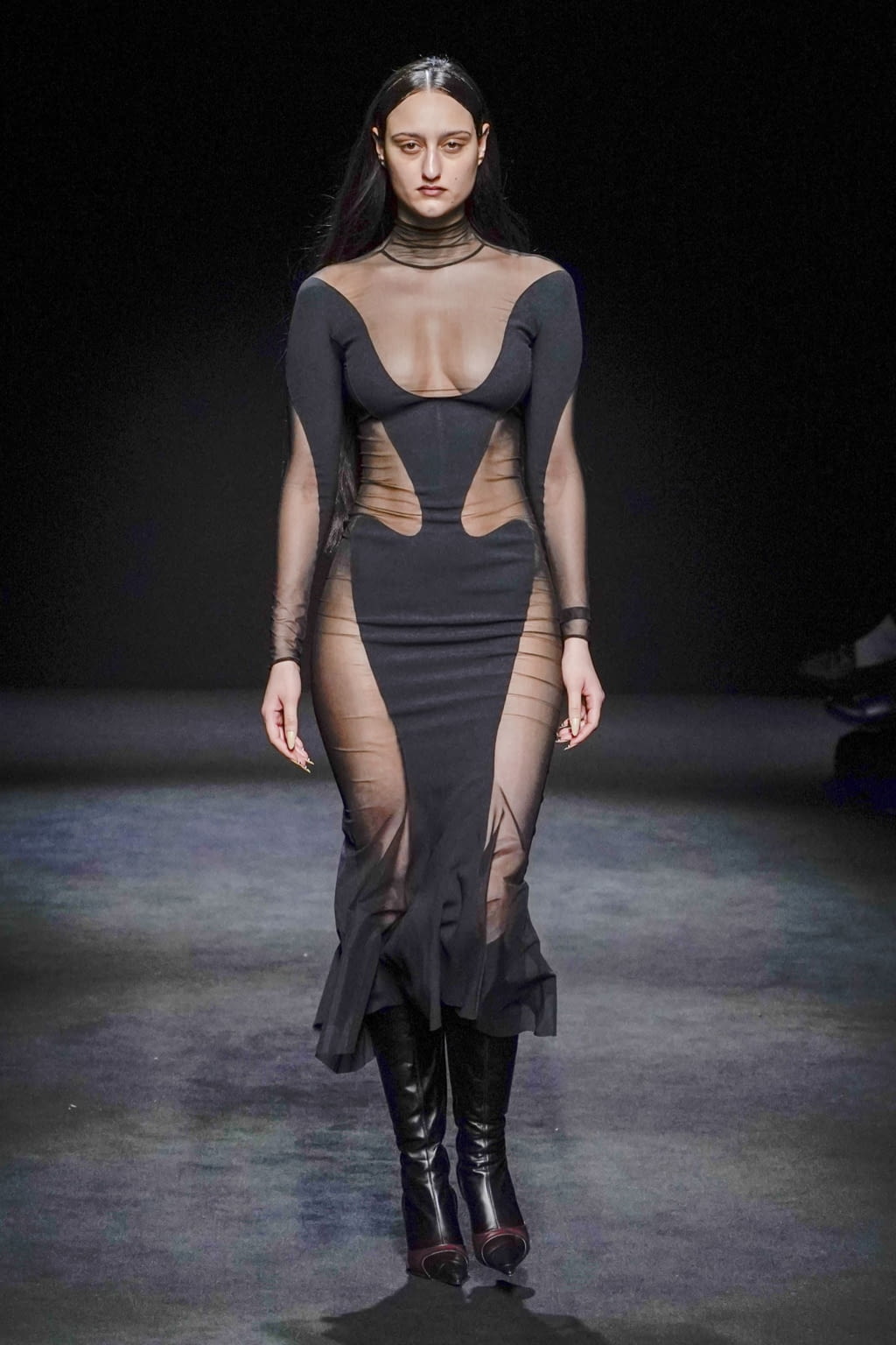 Fashion Week Paris Fall/Winter 2020 look 26 de la collection Mugler womenswear