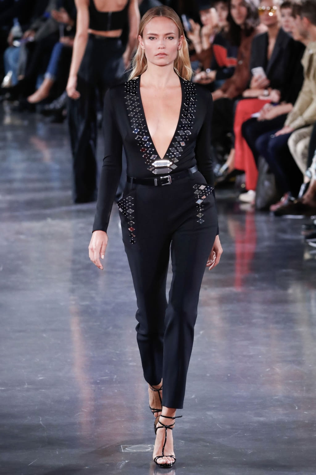 Fashion Week Paris Spring/Summer 2018 look 33 from the Mugler collection womenswear