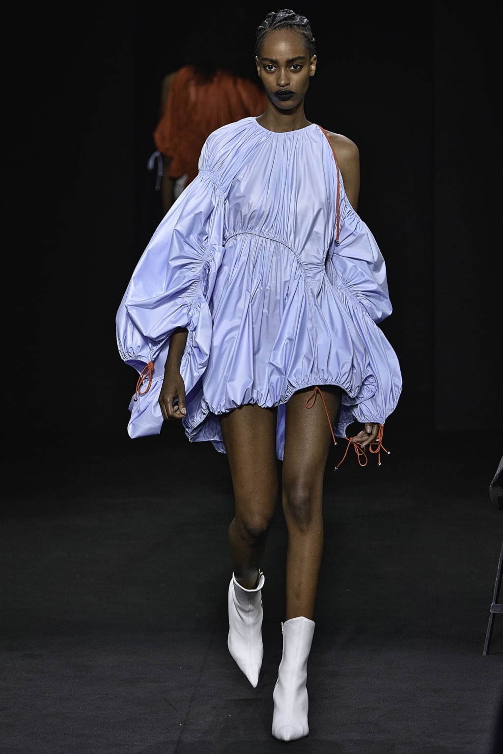 Fashion Week Paris Spring/Summer 2019 look 27 from the Mugler collection 女装