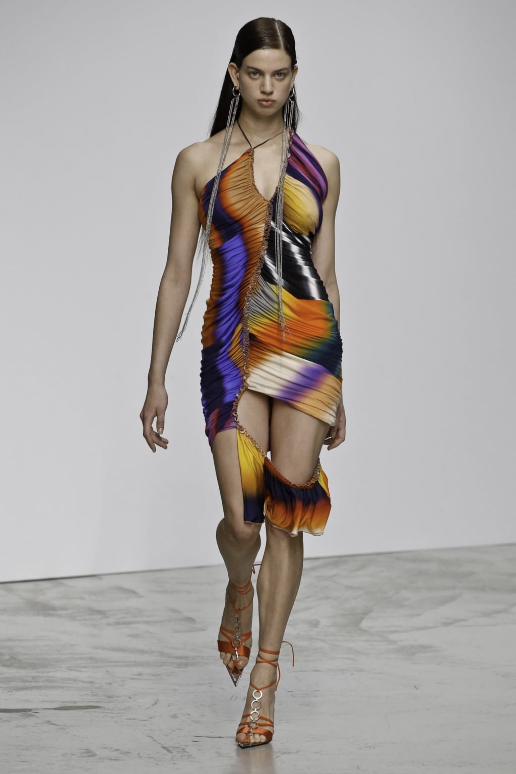 Fashion Week Paris Spring/Summer 2020 look 19 from the Mugler collection womenswear