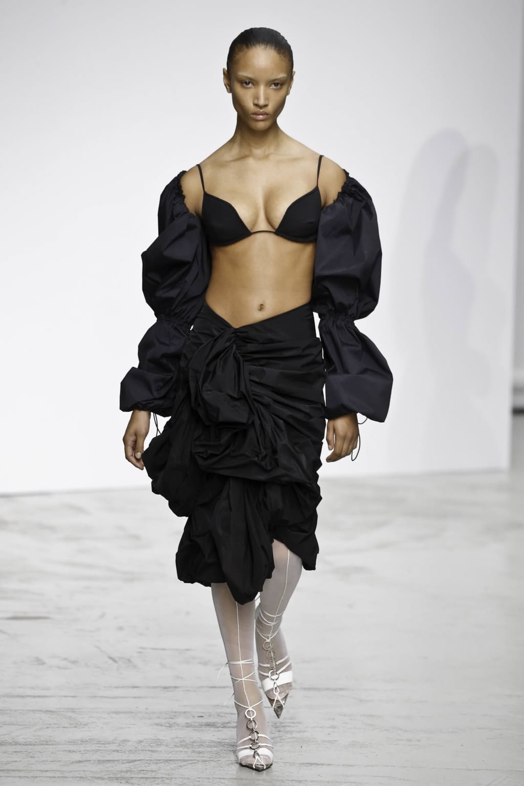 Fashion Week Paris Spring/Summer 2020 look 31 from the Mugler collection womenswear