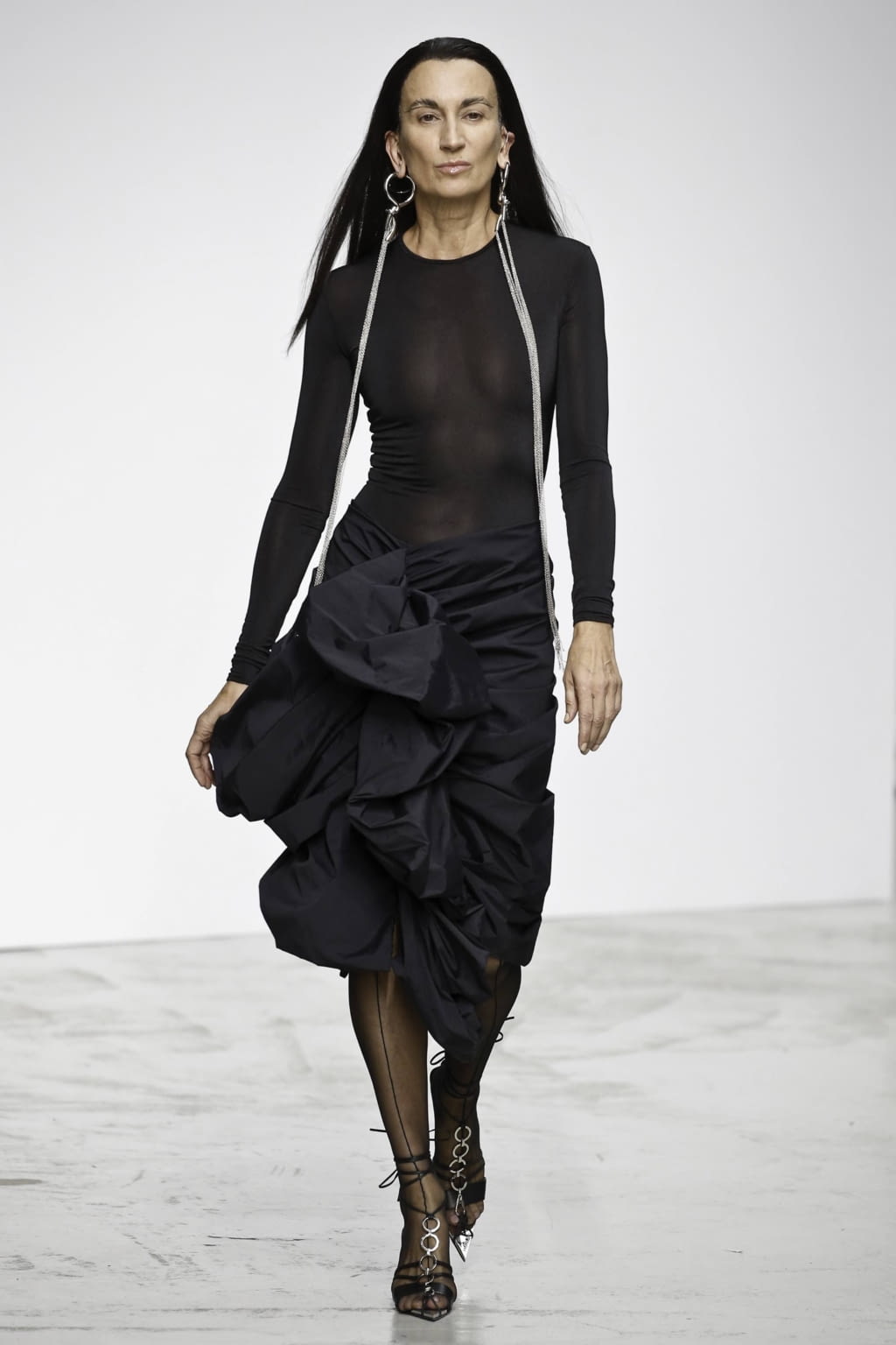 Fashion Week Paris Spring/Summer 2020 look 32 from the Mugler collection womenswear