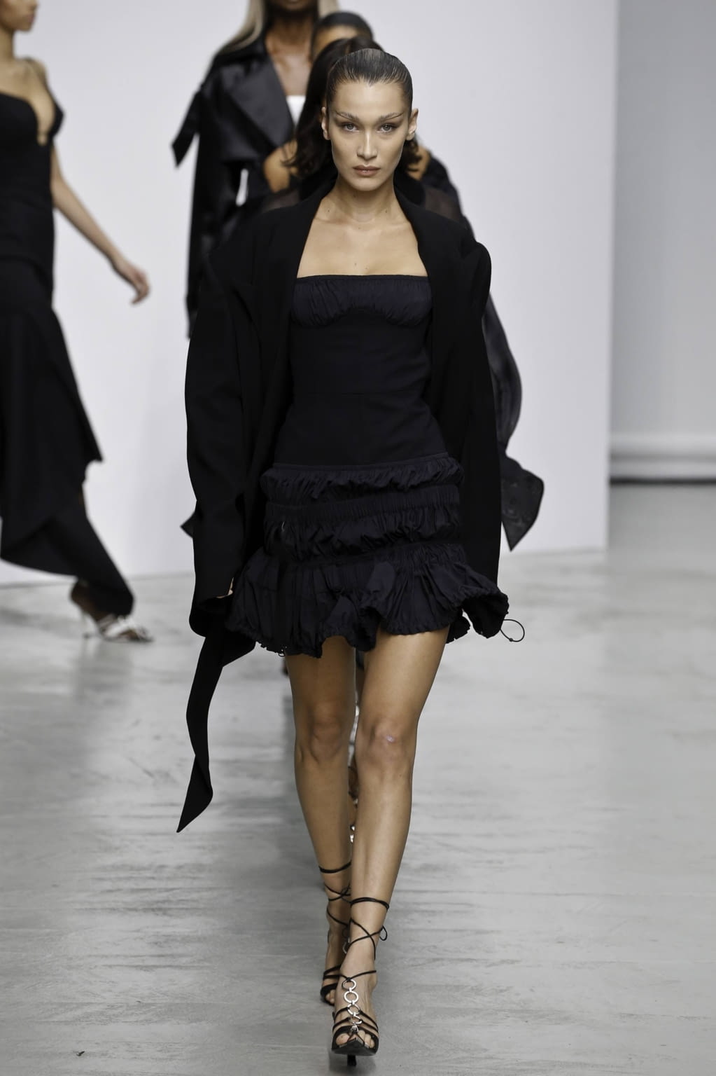 Fashion Week Paris Spring/Summer 2020 look 36 de la collection Mugler womenswear