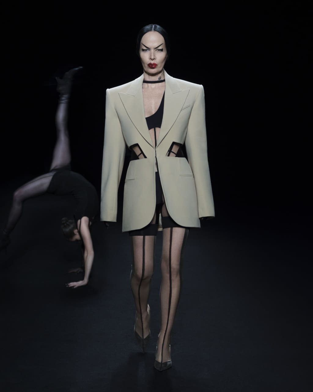Fashion Week Paris Spring/Summer 2021 look 39 from the Mugler collection womenswear