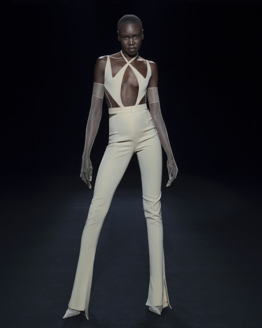 Fashion Week Paris Spring/Summer 2021 look 40 from the Mugler collection 女装