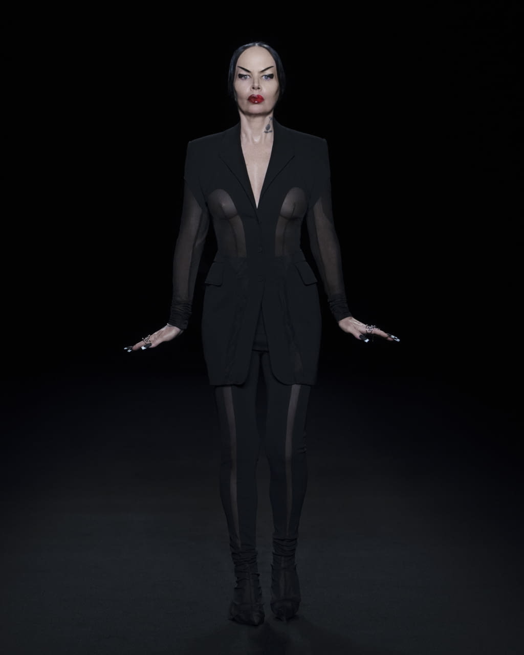 Fashion Week Paris Spring/Summer 2021 look 50 from the Mugler collection 女装