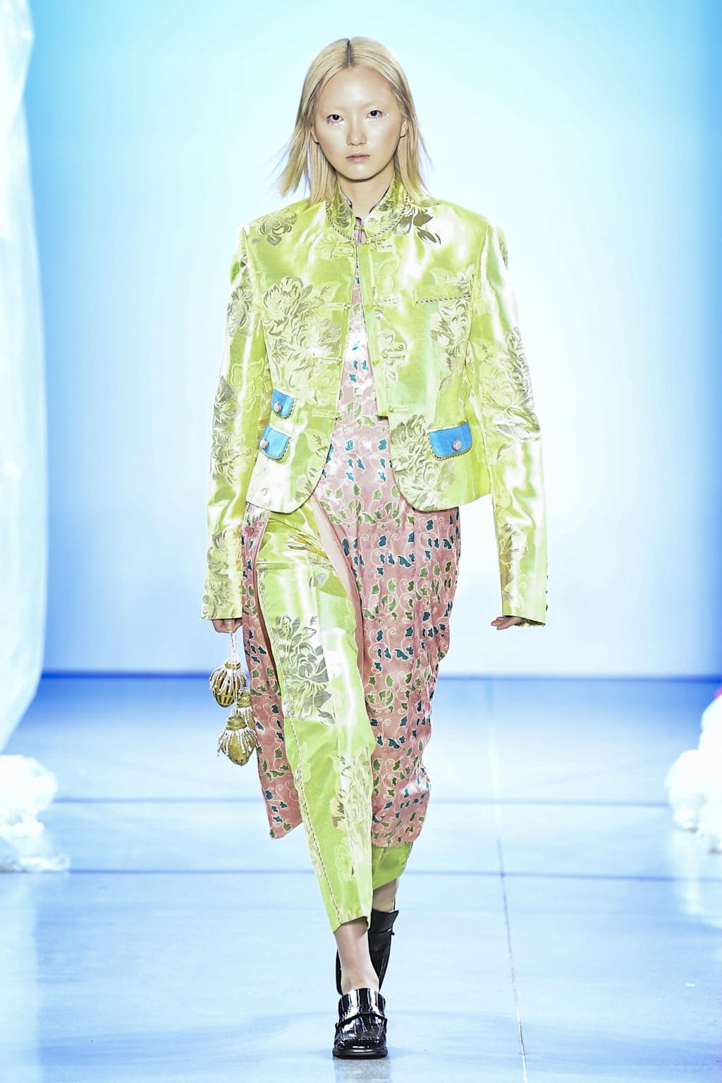 Fashion Week New York Fall/Winter 2020 look 1 de la collection Mukzin womenswear