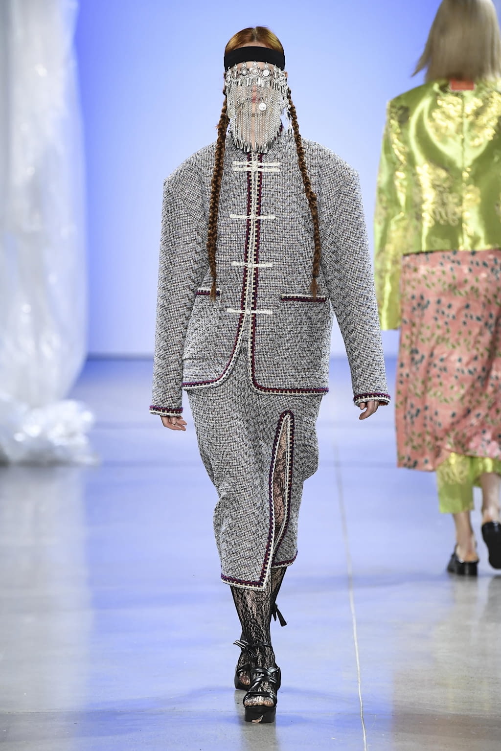 Fashion Week New York Fall/Winter 2020 look 2 de la collection Mukzin womenswear