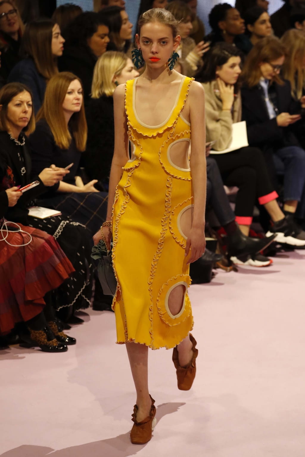 Fashion Week London Spring/Summer 2018 look 11 de la collection Mulberry womenswear