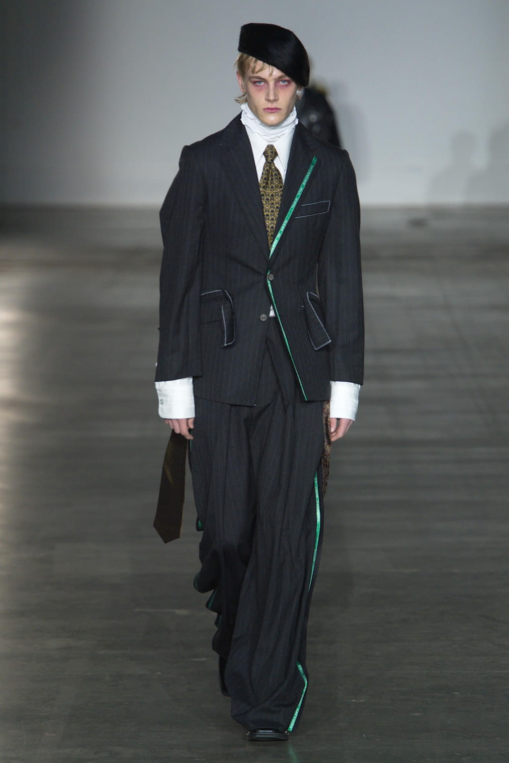 Fashion Week London Fall/Winter 2020 look 10 from the Münn collection menswear