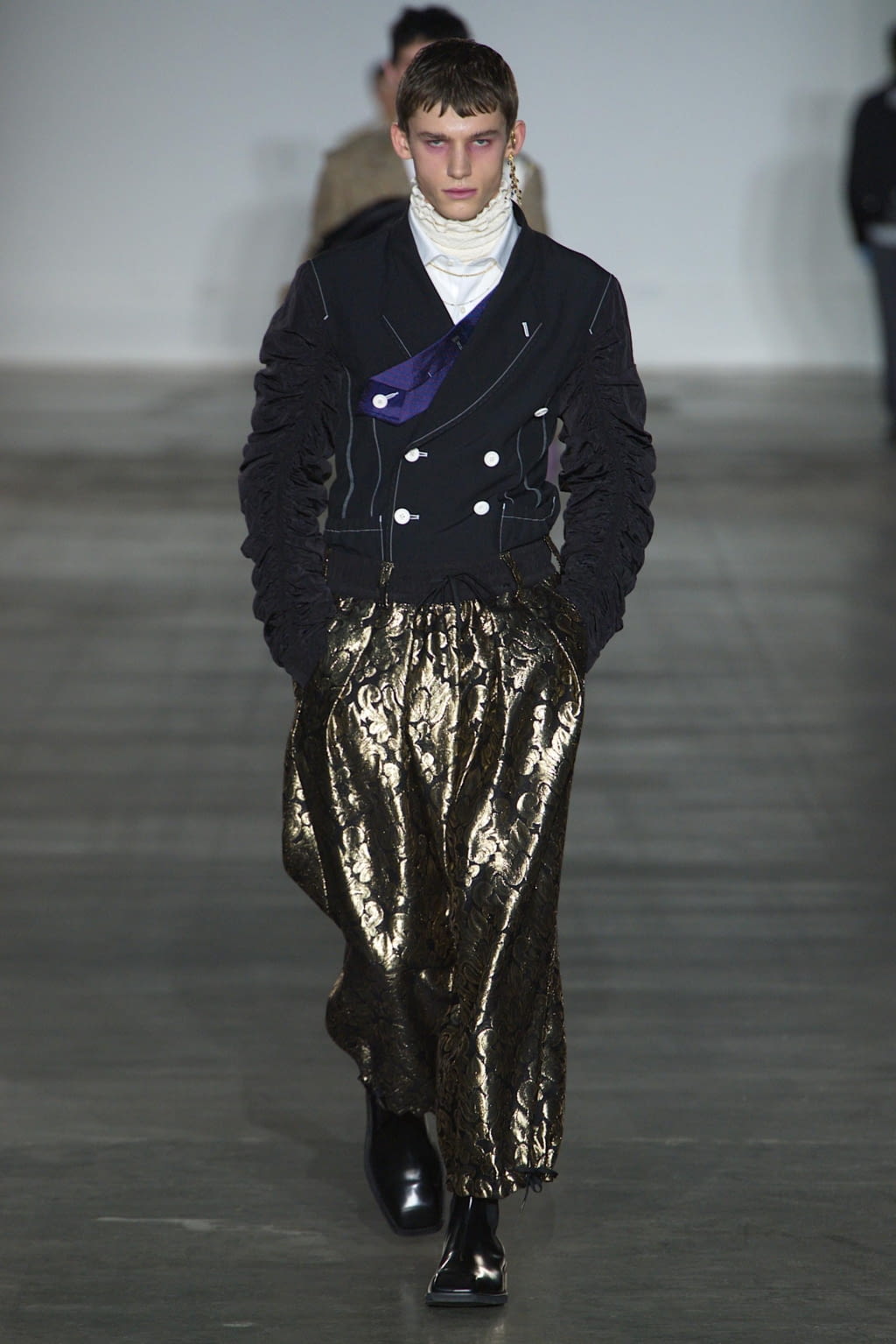 Fashion Week London Fall/Winter 2020 look 14 from the Münn collection menswear
